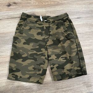 {preloved} Boy’s Old Navy Knit Camo Drawstring Shorts
